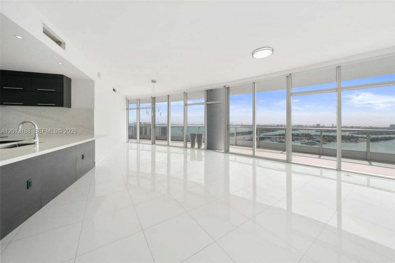 900 Biscayne Blvd , Unit 4006, Miami, FL 33132 Photo