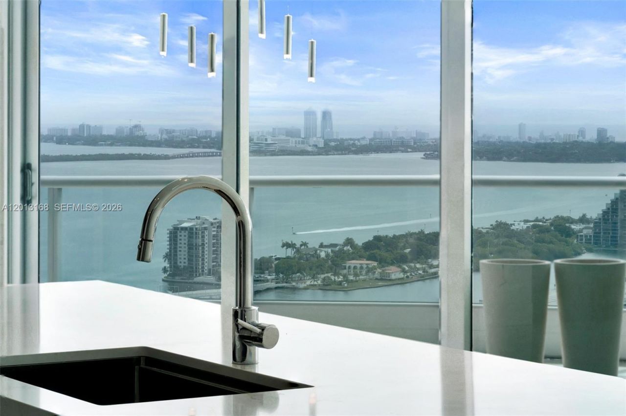 900 Biscayne Blvd , Unit 4006, Miami, FL 33132 Photo