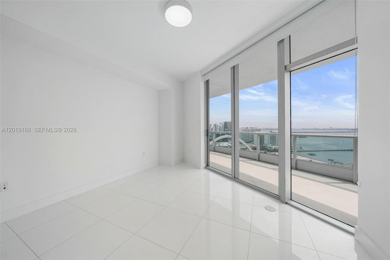 900 Biscayne Blvd , Unit 4006, Miami, FL 33132 Photo