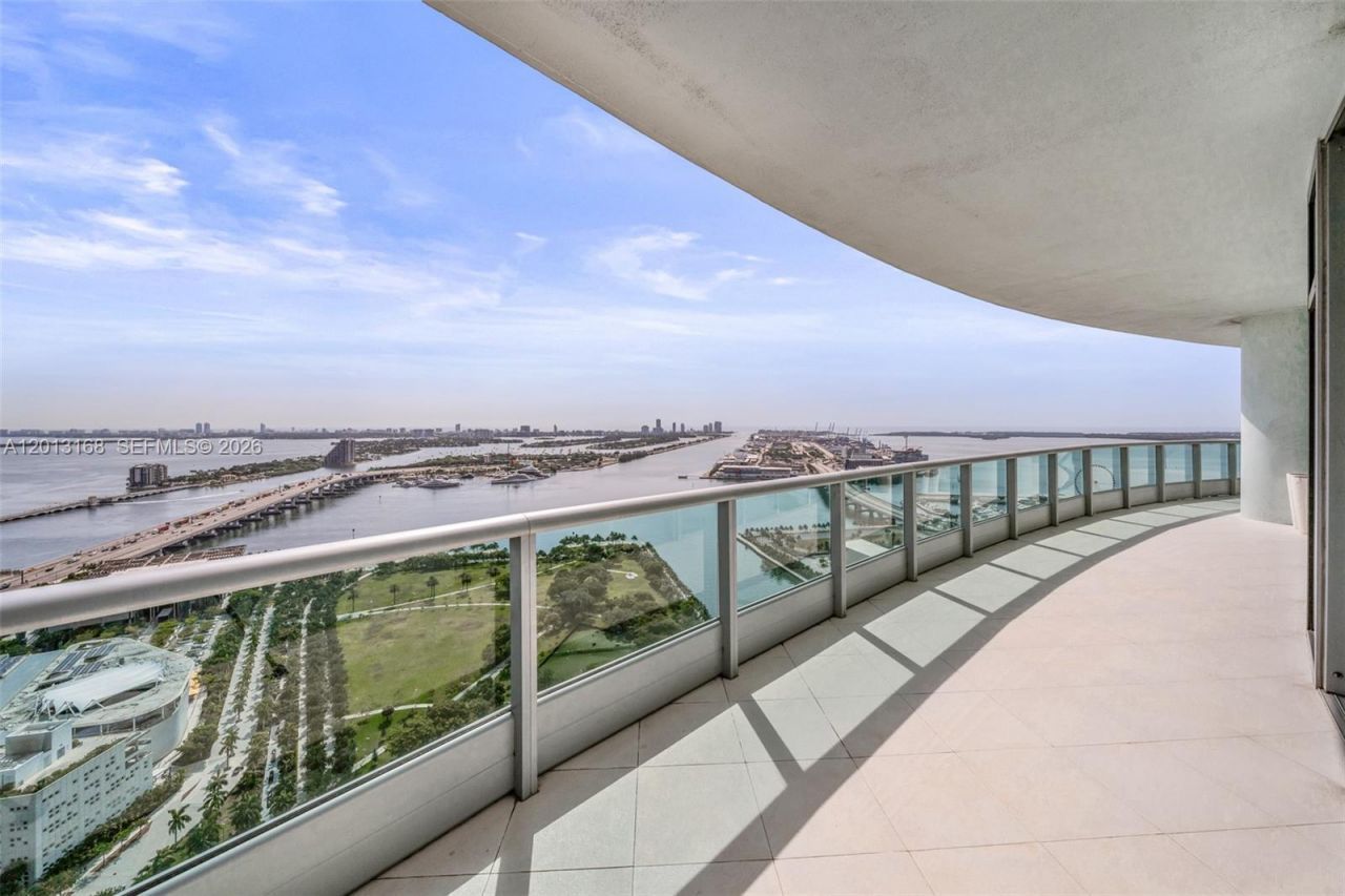 900 Biscayne Blvd , Unit 4006, Miami, FL 33132 Photo