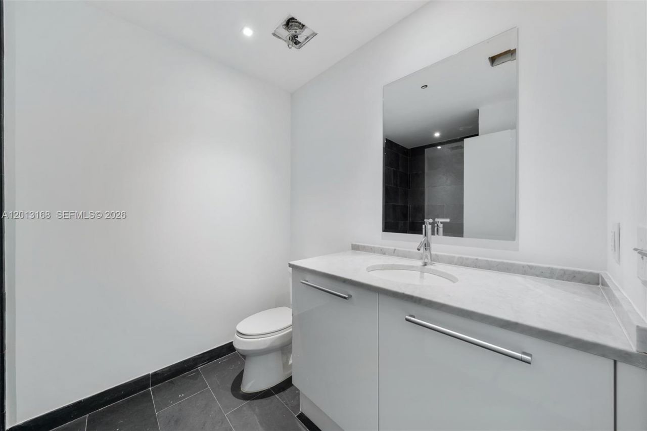 900 Biscayne Blvd , Unit 4006, Miami, FL 33132 Photo