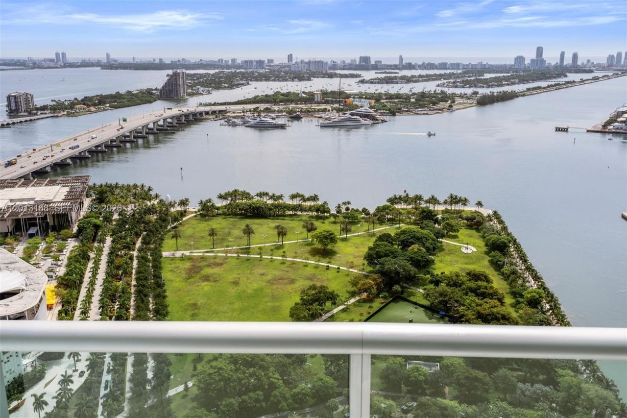 900 Biscayne Blvd , Unit 4006, Miami, FL 33132 Photo