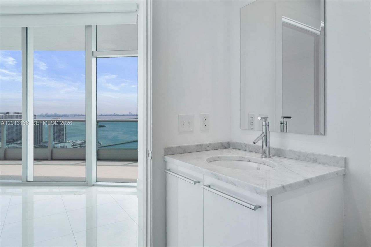 900 Biscayne Blvd , Unit 4006, Miami, FL 33132 Photo