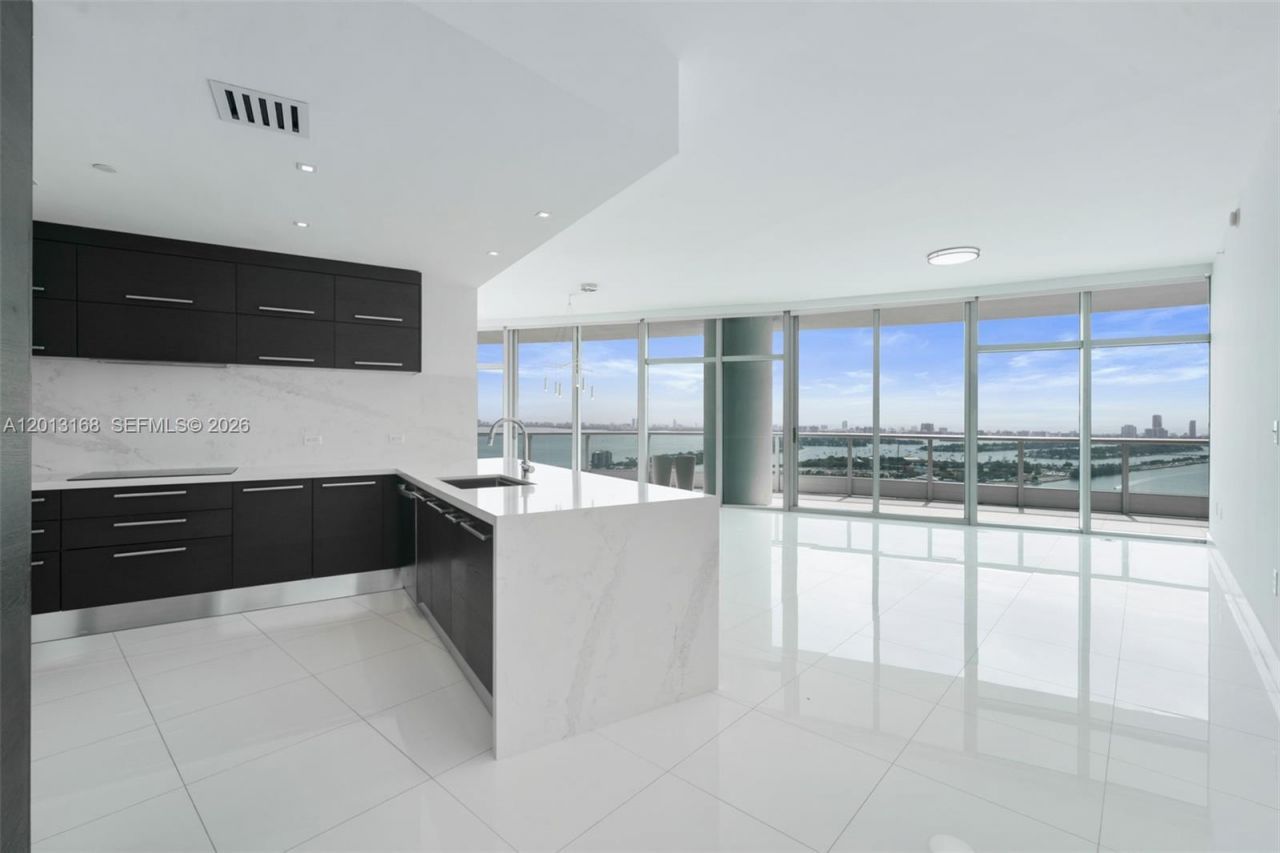 900 Biscayne Blvd , Unit 4006, Miami, FL 33132 Photo