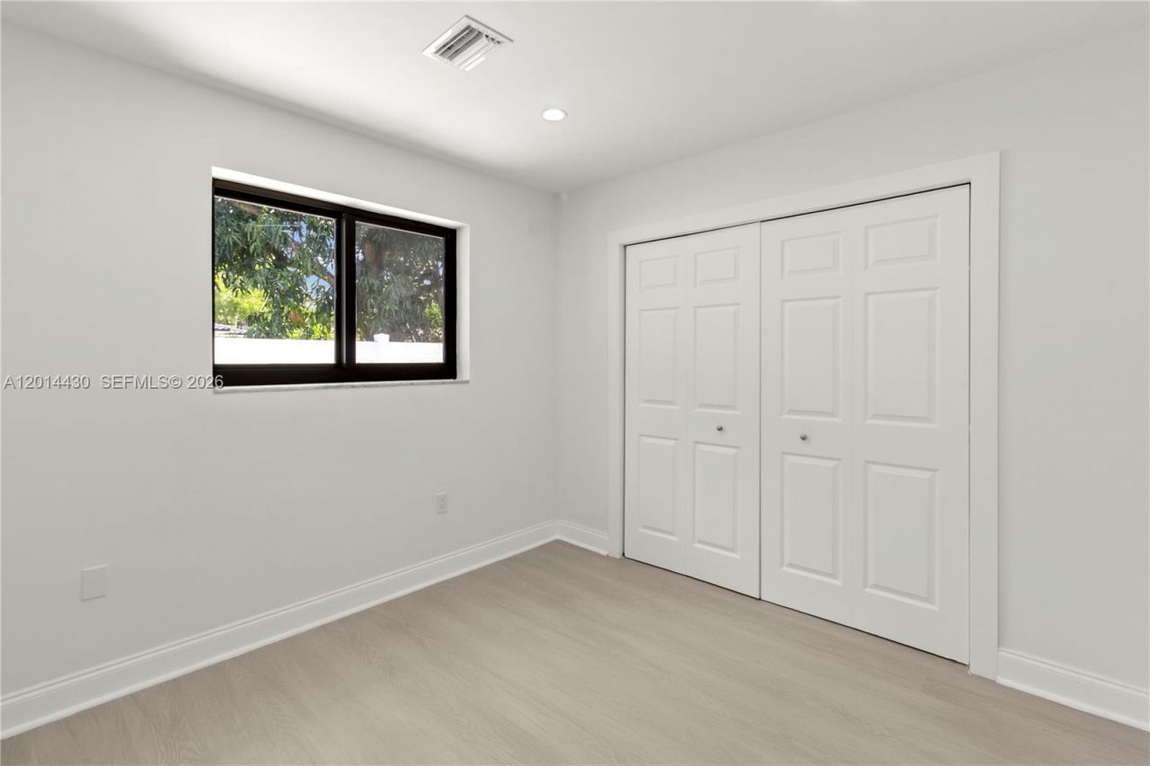 10 NW 100th St , Miami Shores, FL 33150 Photo