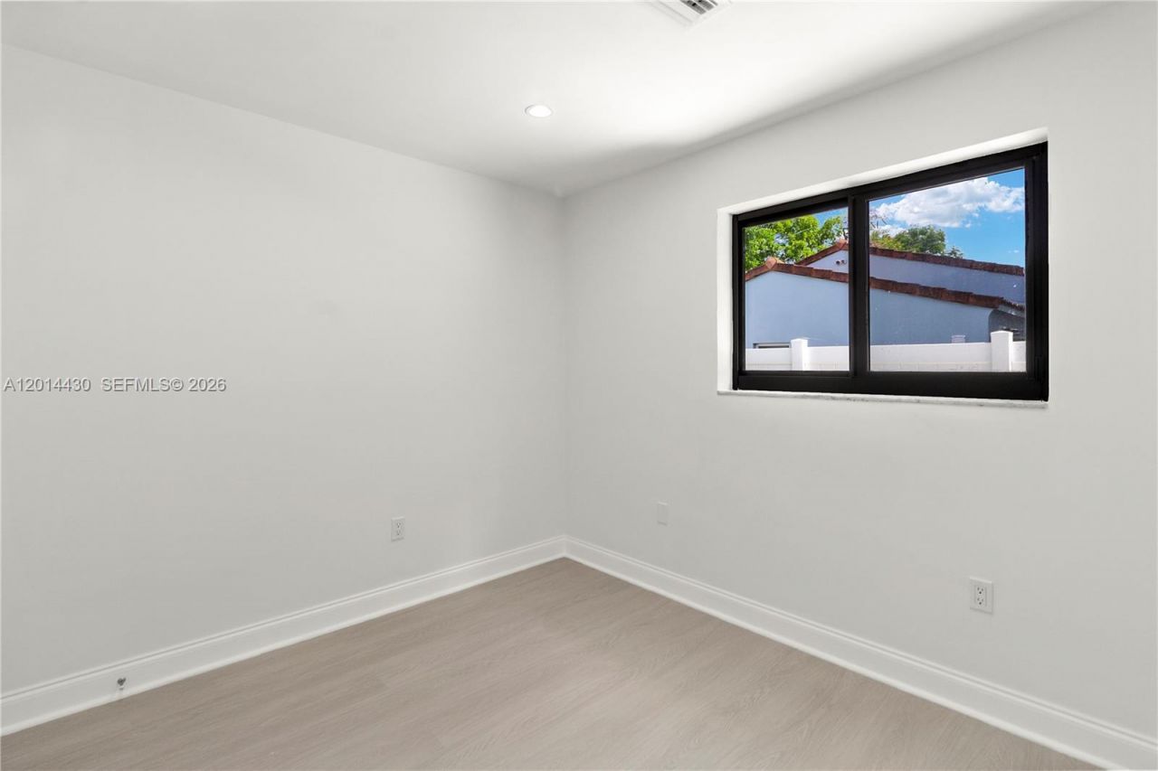 10 NW 100th St , Miami Shores, FL 33150 Photo