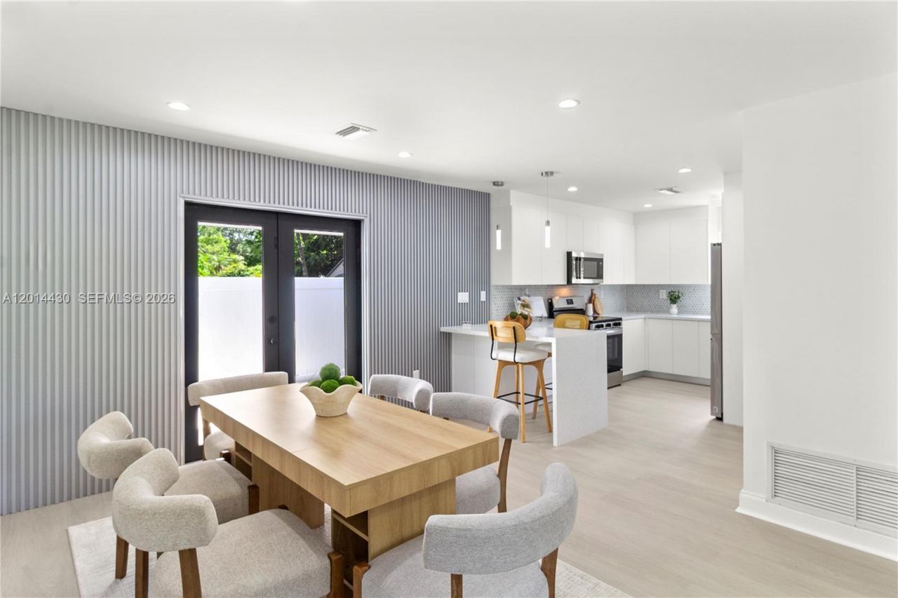 10 NW 100th St , Miami Shores, FL 33150 Photo