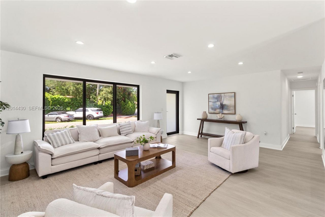10 NW 100th St , Miami Shores, FL 33150 Photo