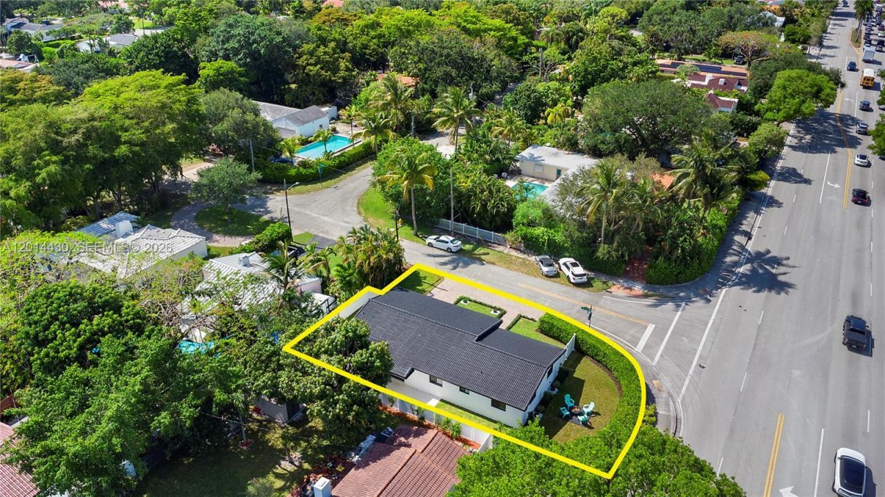 10 NW 100th St , Miami Shores, FL 33150 Photo