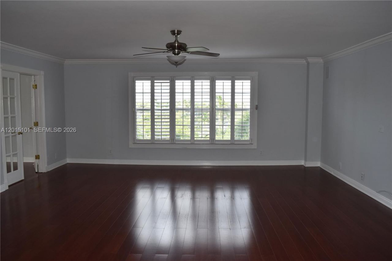 1881 Middle River Dr, Unit 402, Fort Lauderdale, FL 33305 Photo