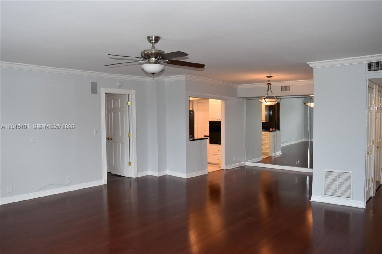 1881 Middle River Dr, Unit 402, Fort Lauderdale, FL 33305 Photo