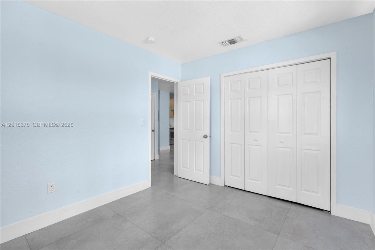 1250 SW 4th St, Unit 6, Miami, FL 33135 Photo