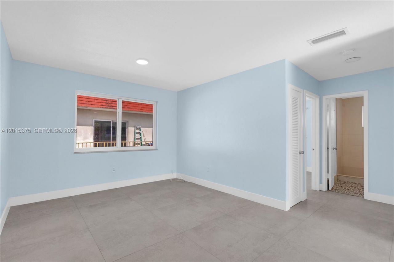 1250 SW 4th St, Unit 6, Miami, FL 33135 Photo