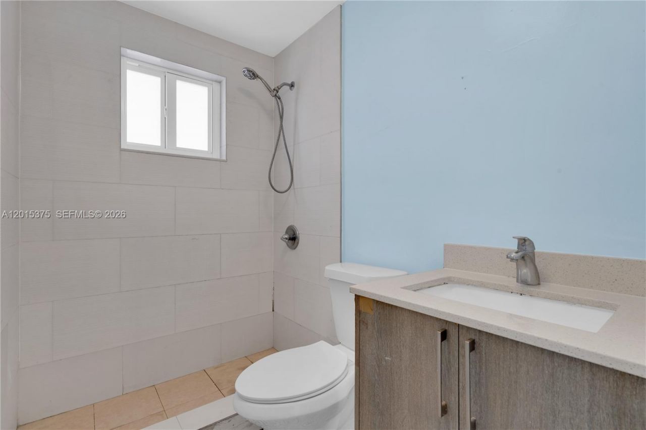 1250 SW 4th St, Unit 6, Miami, FL 33135 Photo