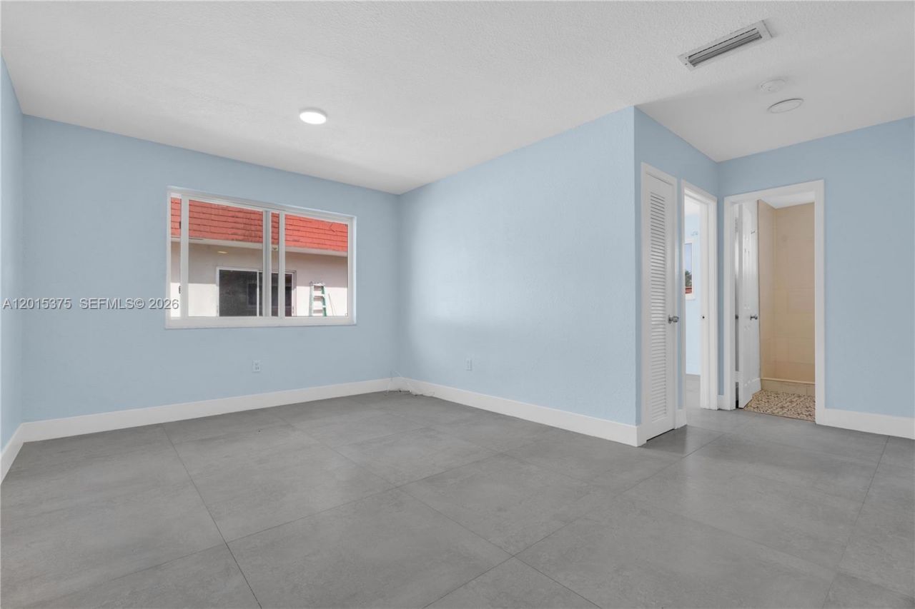 1250 SW 4th St, Unit 6, Miami, FL 33135 Photo