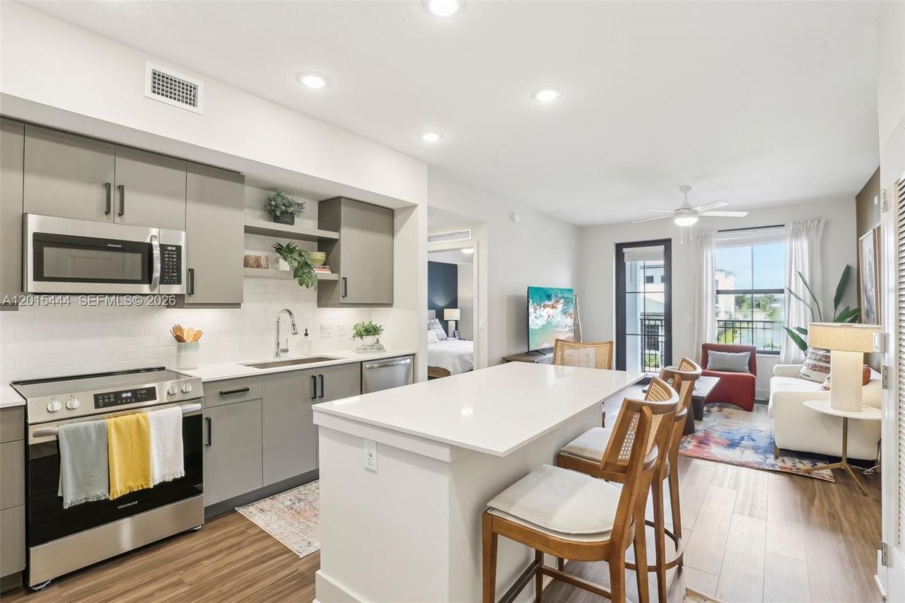 9030 SW 158th Ave , Unit 9-211, Miami, FL 33196 Photo