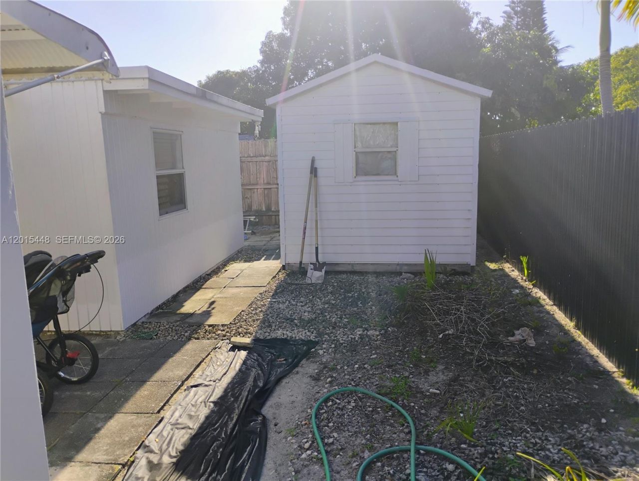 5832 Polk St, Hollywood, FL 33021 Photo