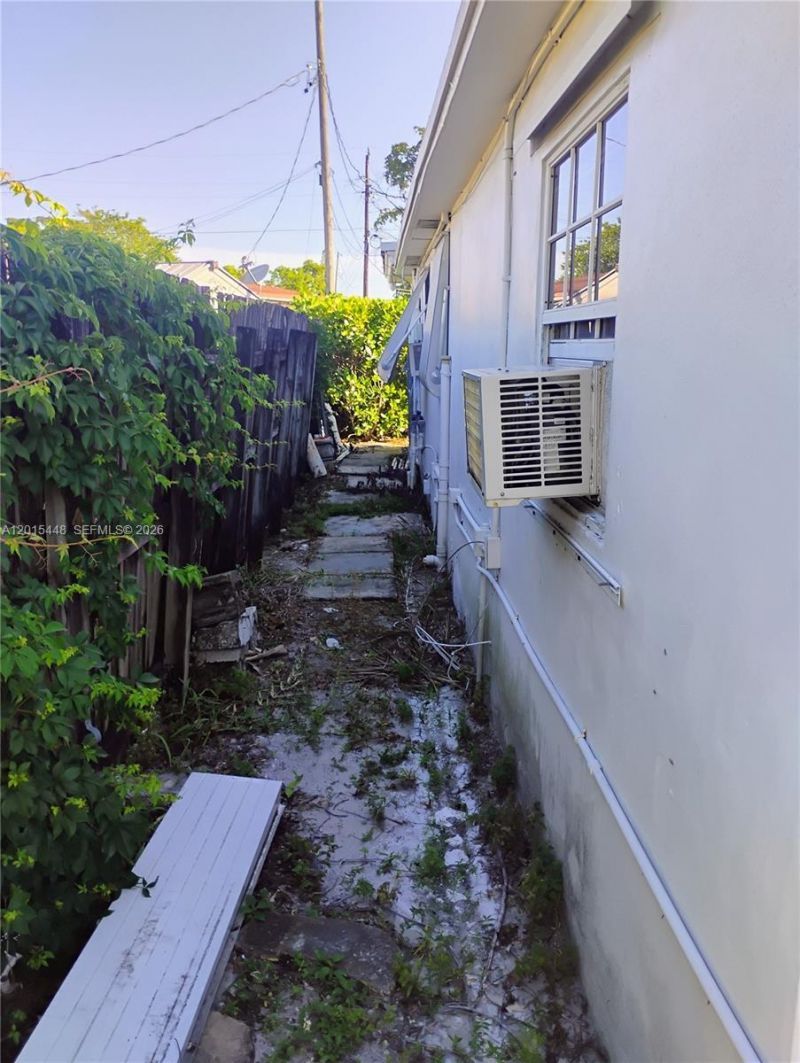 5832 Polk St, Hollywood, FL 33021 Photo