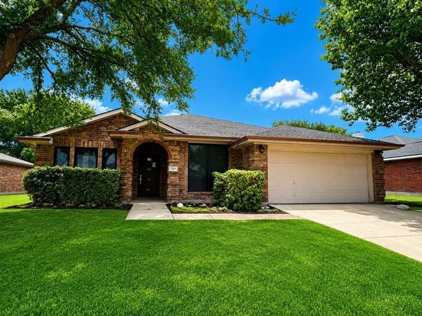 7305 Travelers Crossing, Rowlett, TX 75089