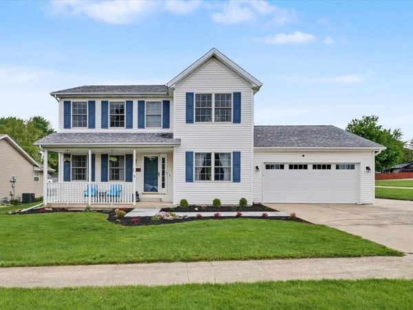 359 E Meuser Drive , Paxton, IL 60957