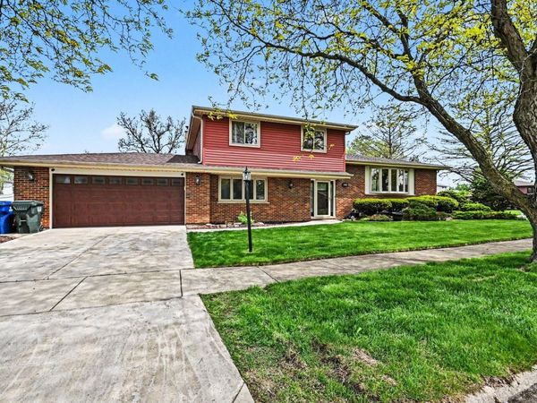 1018 E 193rd Street , Glenwood, IL 60425