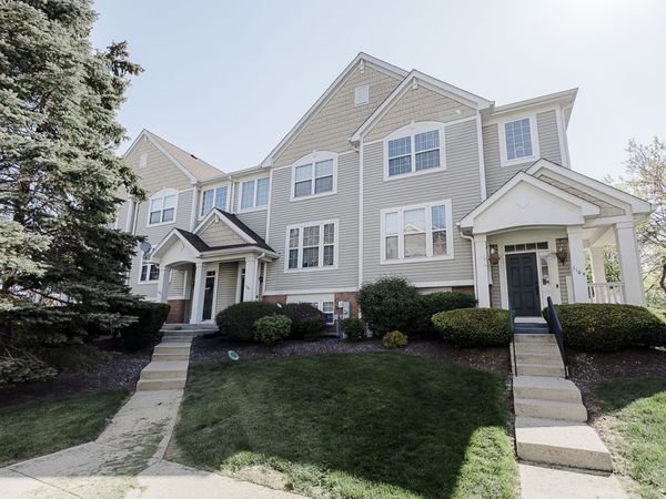 1166 Georgetown Way , Vernon Hills, IL 60061