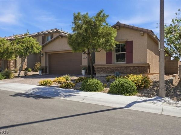 8216 Skye Struck Drive, Las Vegas, NV 89166