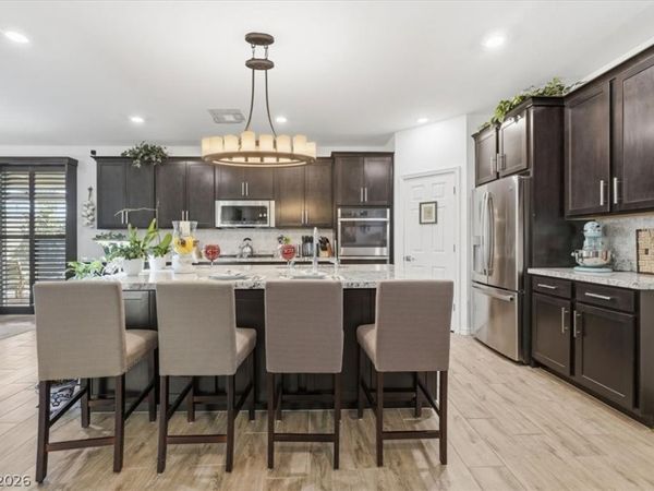 8216 Skye Struck Drive, Las Vegas, NV 89166
