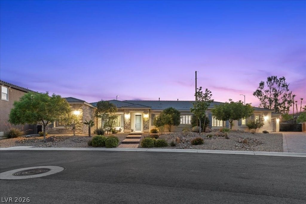 4967 Enchanted View Street, Las Vegas, NV 89149 Main Photo