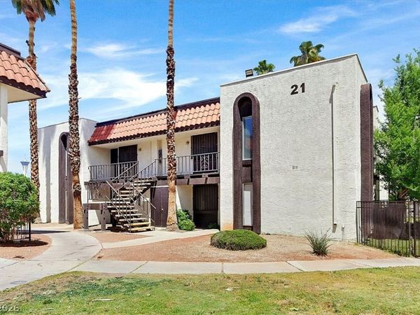 1405 Vegas Valley Drive , Unit 208, Las Vegas, NV 89169