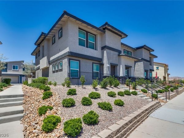 1114 Scarlet Sparrow Street, Henderson, NV 89011