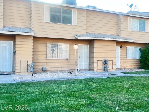 592 Sea Shell Lane, Las Vegas, NV 89110
