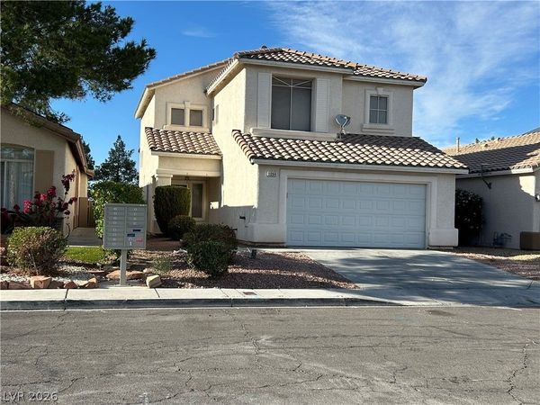 1094 SILVER STONE Way , Las Vegas, NV 89123
