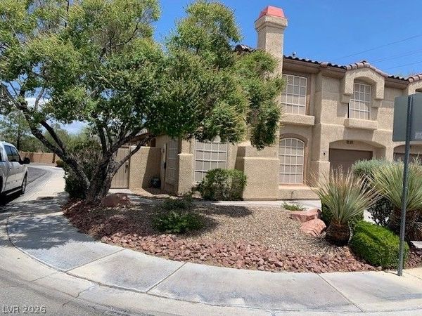 7604 Almeria Avenue, Las Vegas, NV 89128
