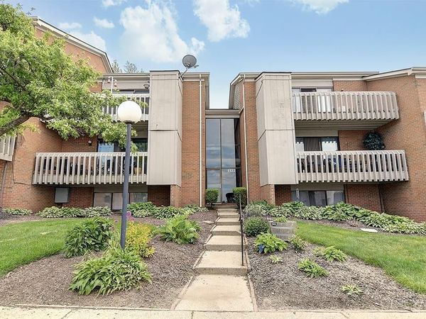 1122 Eagle Feather Circle, Unit D, West Carrollton, OH 45449