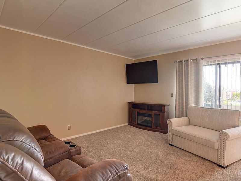 1122 Eagle Feather Circle, Unit D, West Carrollton, OH 45449 Photo 3