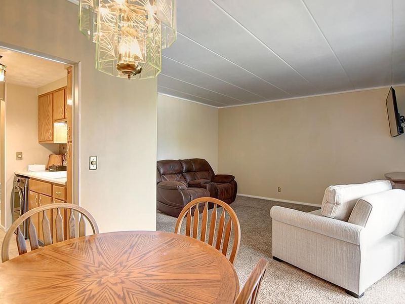 1122 Eagle Feather Circle, Unit D, West Carrollton, OH 45449 Photo 5