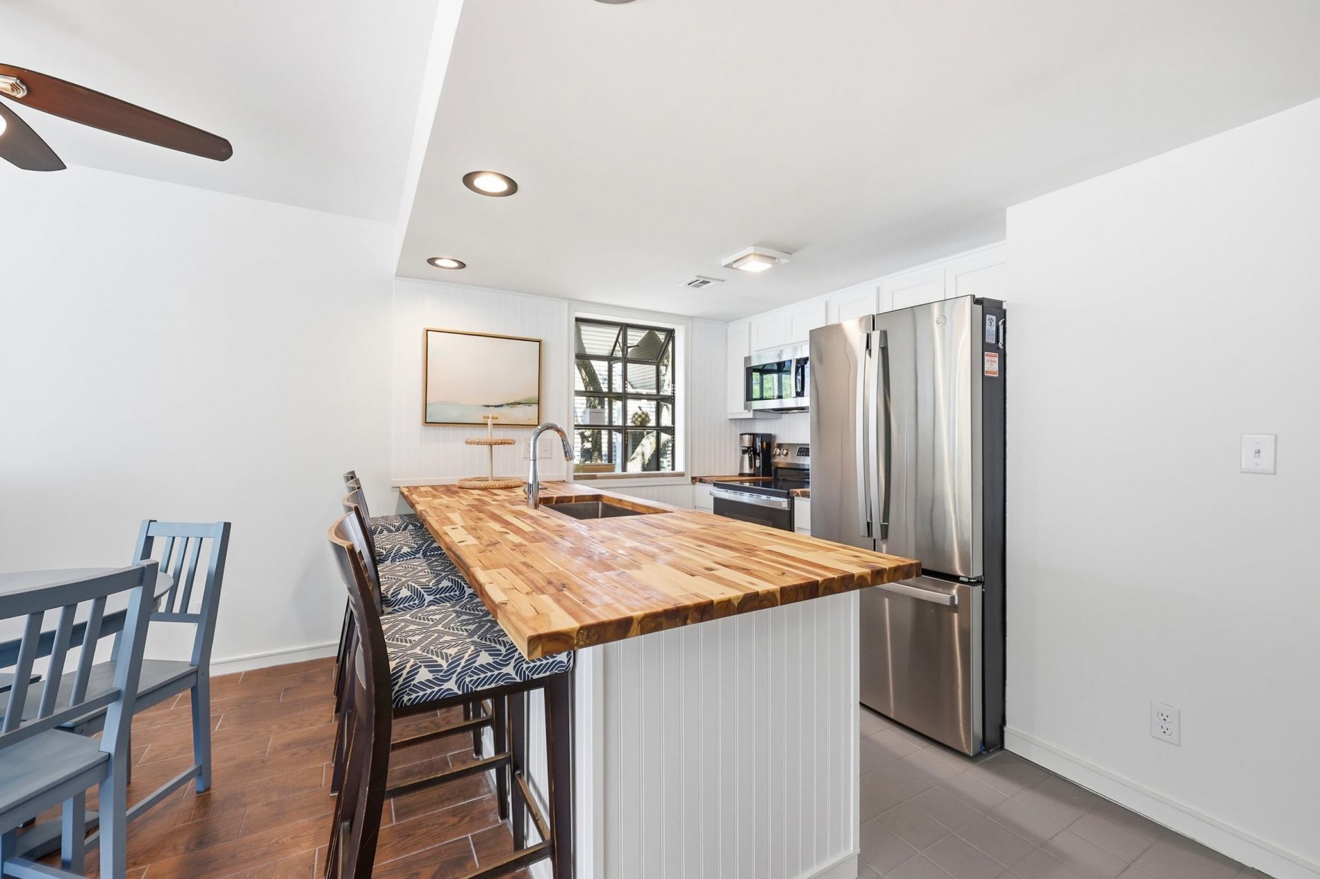 351 Lake Arrowhead Rd.  Photo 4