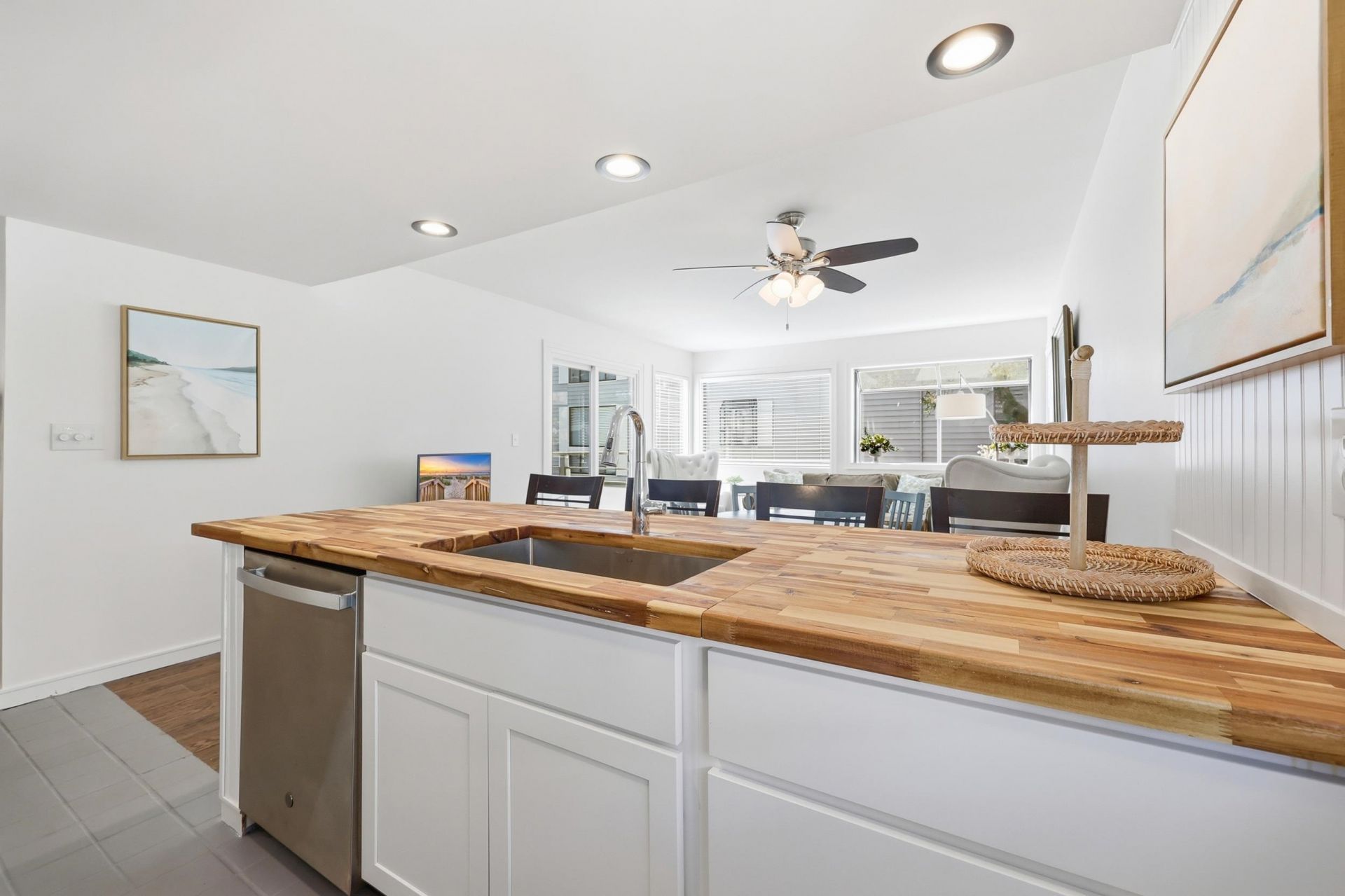 351 Lake Arrowhead Rd.  Photo 5