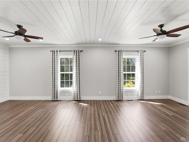 6275 Roundhead Road, New Vienna, OH 45159 Photo 8