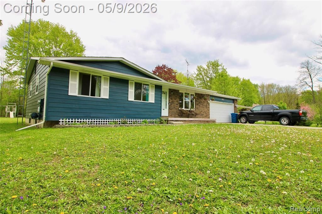7077 Rivertown Road, Mundy Township, MI 48473 Main Photo