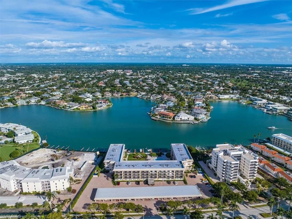 3200 Gulf Shore Blvd N, Unit 115, Naples, FL 34103 Photo