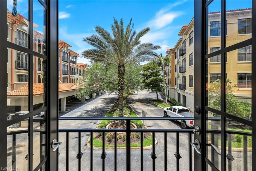 8011 Via Monte Carlo Way, Unit 2111, Estero, FL 33928 Photo