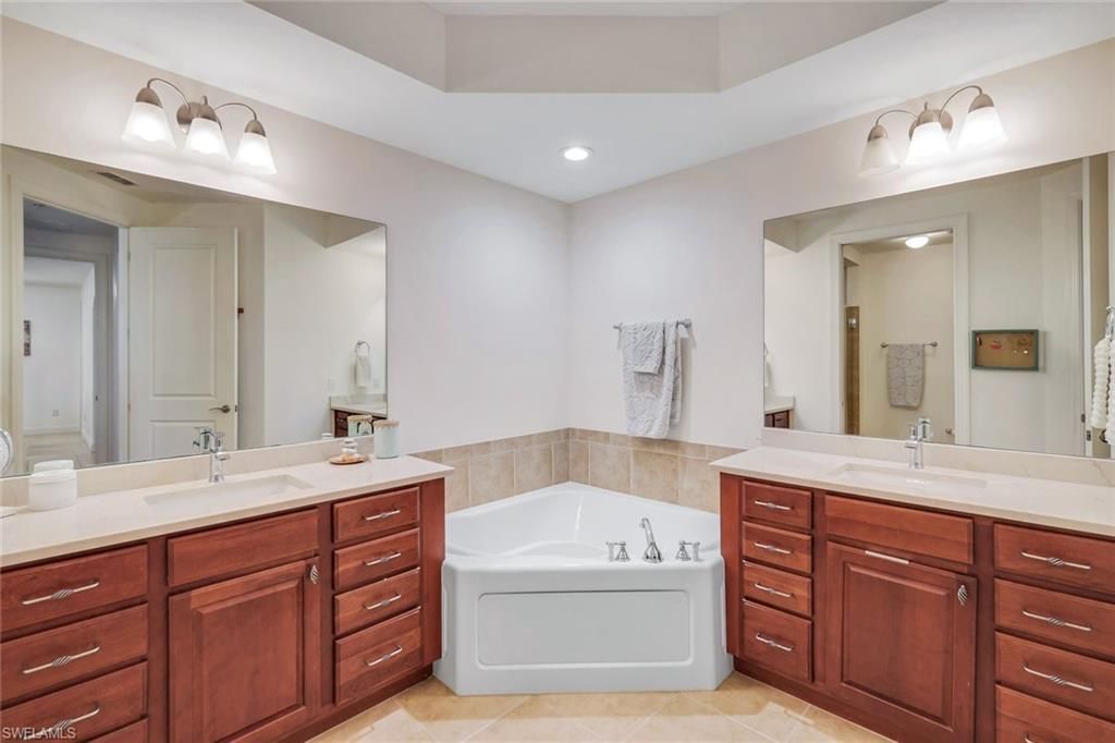 8011 Via Monte Carlo Way, Unit 2111, Estero, FL 33928 Photo