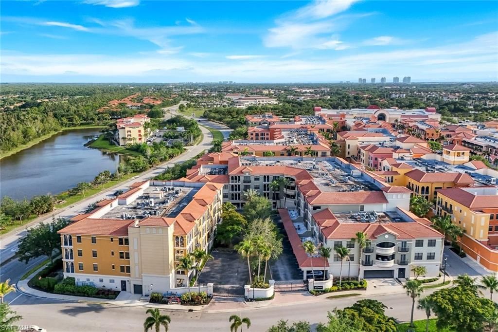 8011 Via Monte Carlo Way, Unit 2111, Estero, FL 33928 Photo