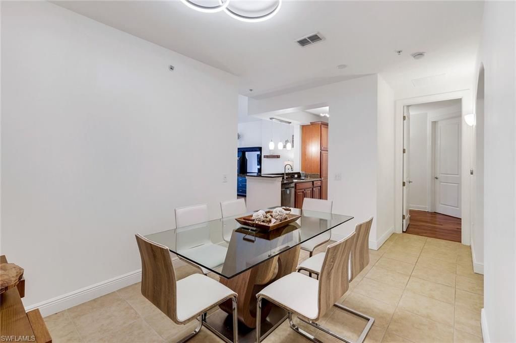8011 Via Monte Carlo Way, Unit 2111, Estero, FL 33928 Photo