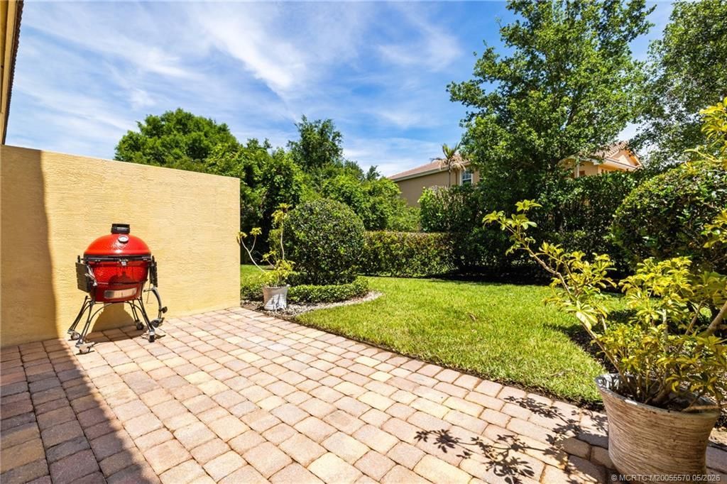 680 SW Glen Crest Way, Stuart, FL 34997 Photo