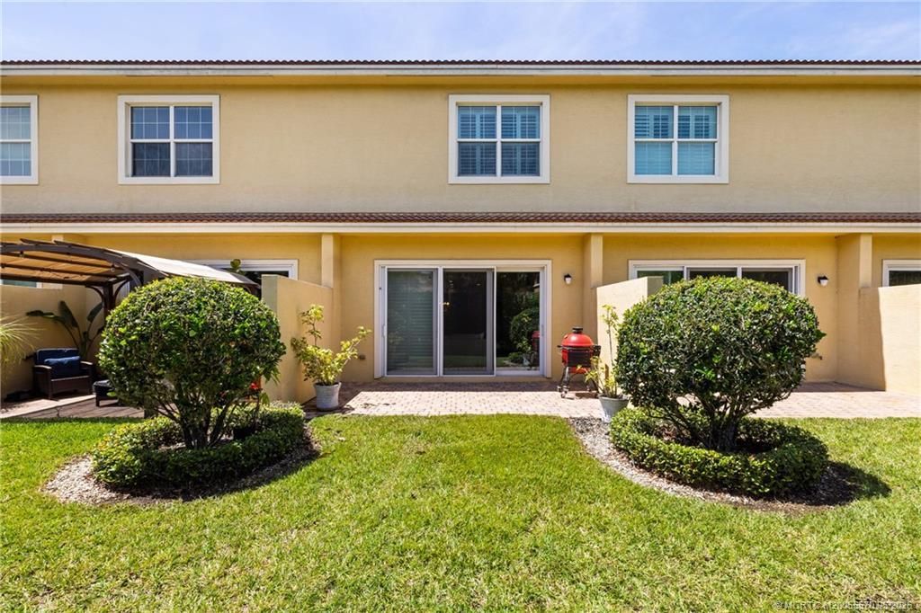 680 SW Glen Crest Way, Stuart, FL 34997 Photo