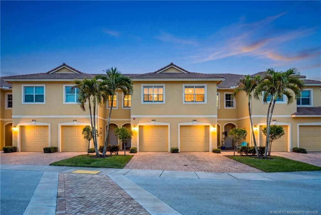 680 SW Glen Crest Way, Stuart, FL 34997 Photo
