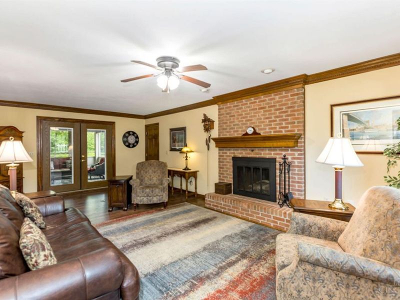5969 Oakland Gardens Court, Liberty Township, OH 45011 Photo 3